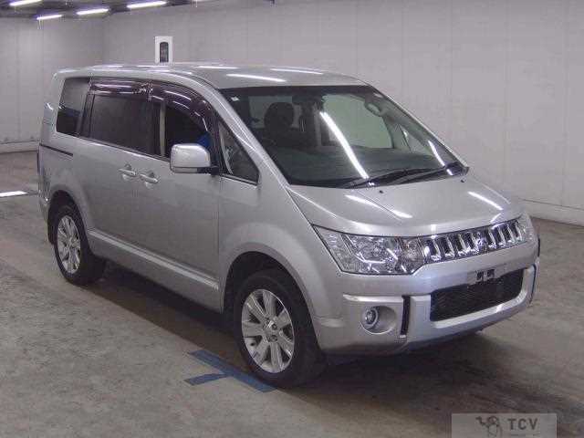 2018 Mitsubishi Delica D5