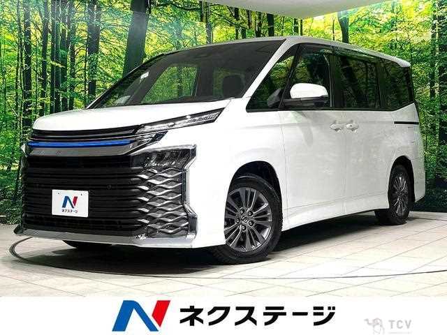 2022 Toyota Voxy