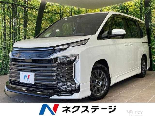 2023 Toyota Voxy