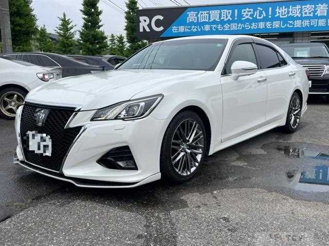 2016 Toyota Crown