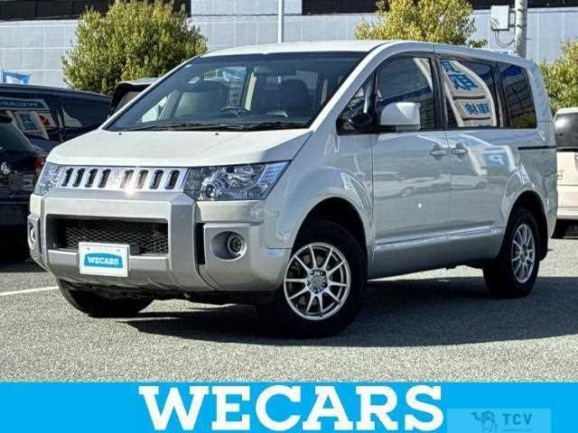 2018 Mitsubishi Delica D5