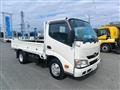 2013 Hino Dutro