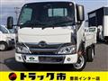 2022 Hino Dutro
