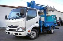 2013 Hino Dutro