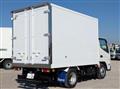2025 Mitsubishi Fuso Canter