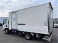 2022 Isuzu Elf Truck