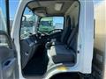 2020 Isuzu Elf Truck