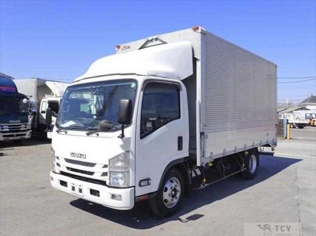 2020 Isuzu Elf Truck