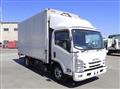 2020 Isuzu Elf Truck