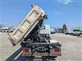 2019 Isuzu Elf Truck