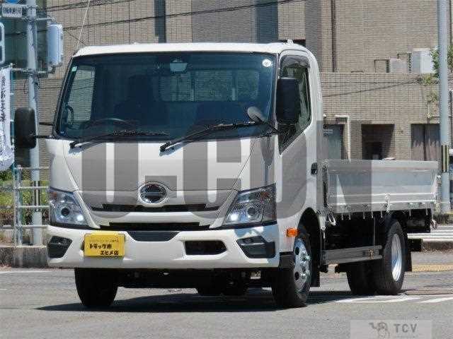 2025 Hino Dutro