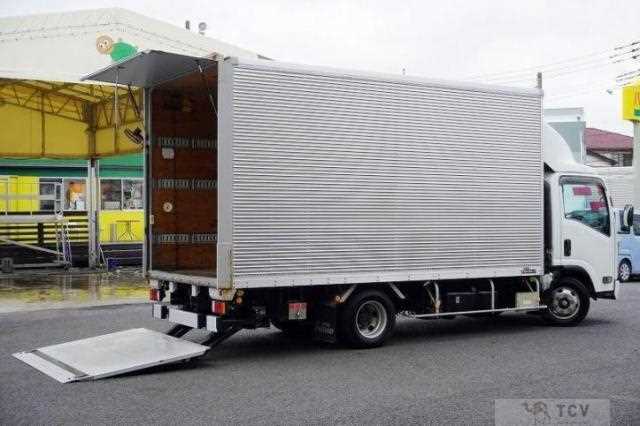 2023 Isuzu Elf Truck
