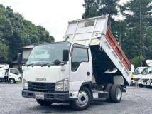 2017 Isuzu Elf Truck
