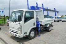 2013 Isuzu Elf Truck