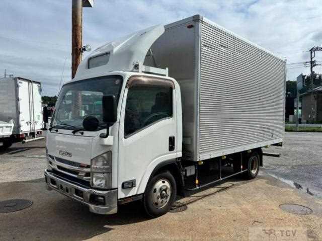 2015 Isuzu Elf Truck