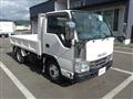 2018 Isuzu Elf Truck