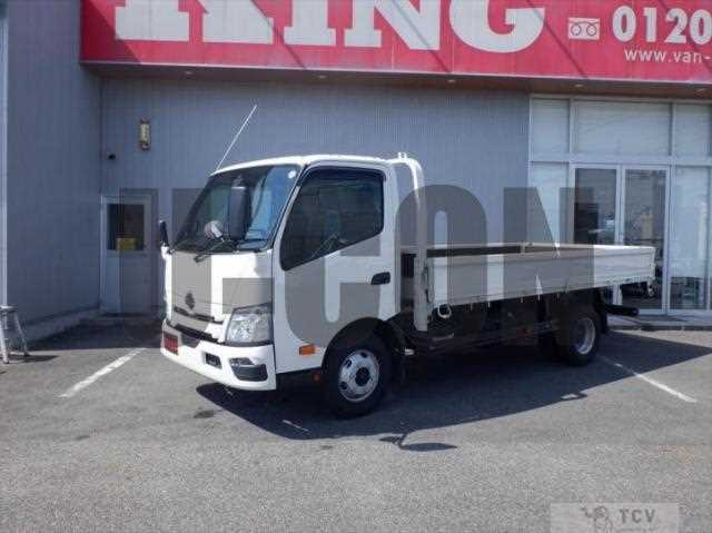 2025 Hino Dutro