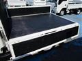 2019 Isuzu Elf Truck