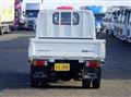 2020 Isuzu Elf Truck