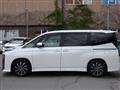 2025 Toyota Voxy