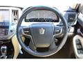 2016 Toyota Crown