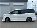 2021 Toyota Voxy