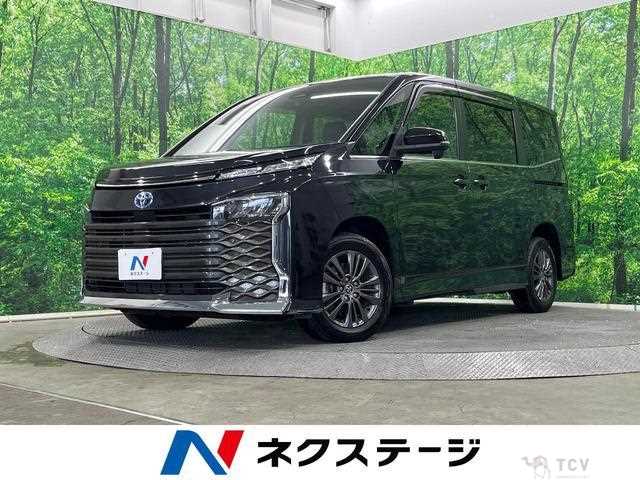 2022 Toyota Voxy