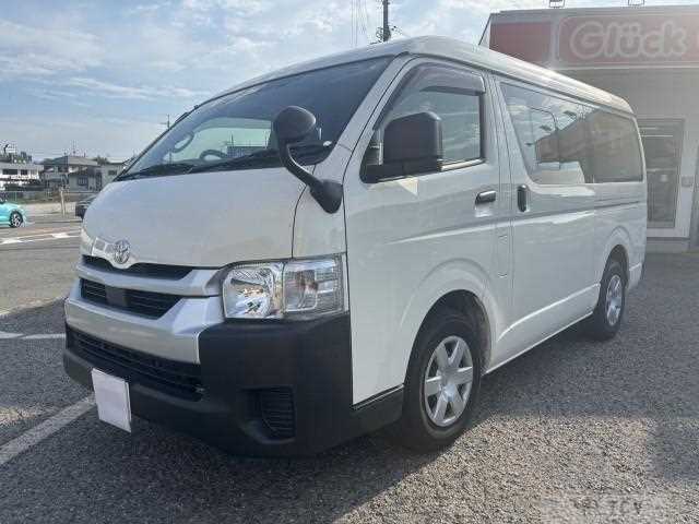 2025 Toyota Hiace Wagon