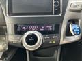 2013 Toyota PRIUS α
