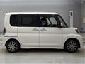 2016 Daihatsu Tanto