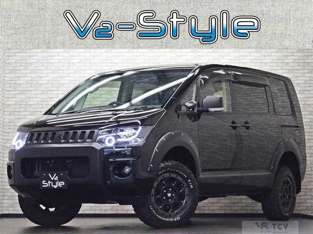2017 Mitsubishi Delica D5