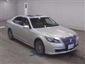 2013 Toyota Crown Majesta