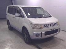 2013 Mitsubishi Delica D5
