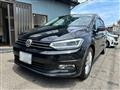 2016 Volkswagen Golf Touran