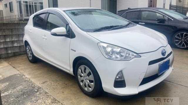 2012 Toyota AQUA