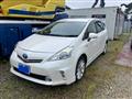 2013 Toyota PRIUS α