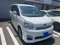 2013 Toyota Voxy