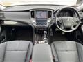 2016 Toyota Crown Hybrid