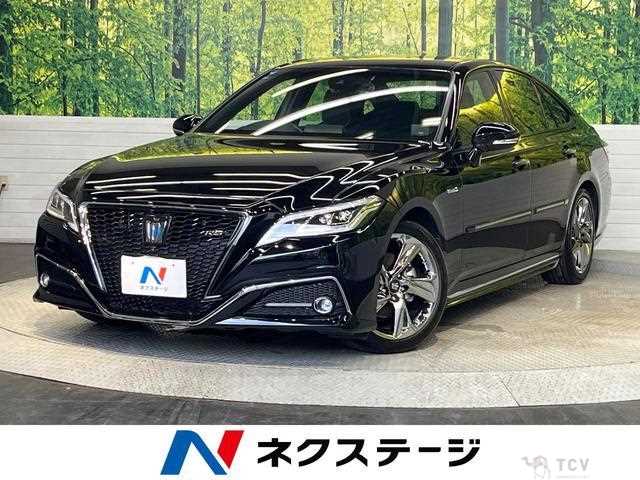 2018 Toyota Crown Hybrid