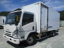 2020 Isuzu Elf Truck