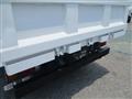 2016 Isuzu Elf Truck