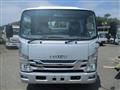 2016 Isuzu Elf Truck