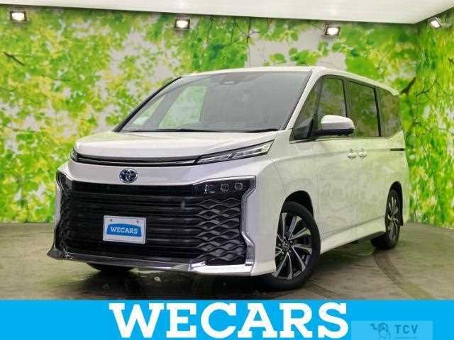 2025 Toyota Voxy