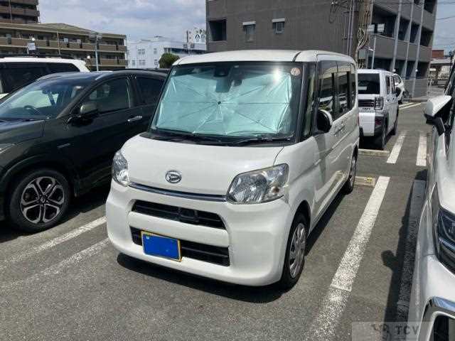 2016 Daihatsu Tanto
