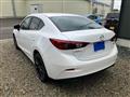 2017 Mazda Axela