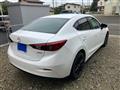 2017 Mazda Axela