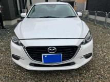 2017 Mazda Axela