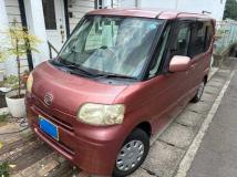 2010 Daihatsu Tanto