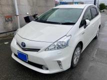 2014 Toyota PRIUS α