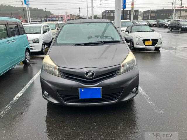 2012 Toyota Vitz